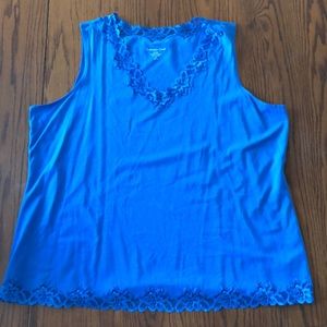 Coldwater Creek women’s sleeveless shirt.